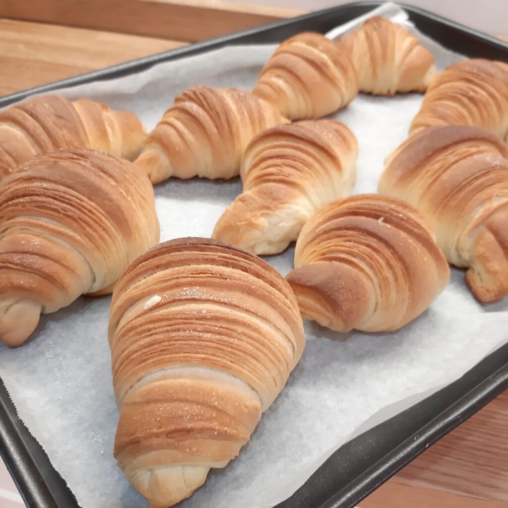 cornetti casalinghi di pasta brioche