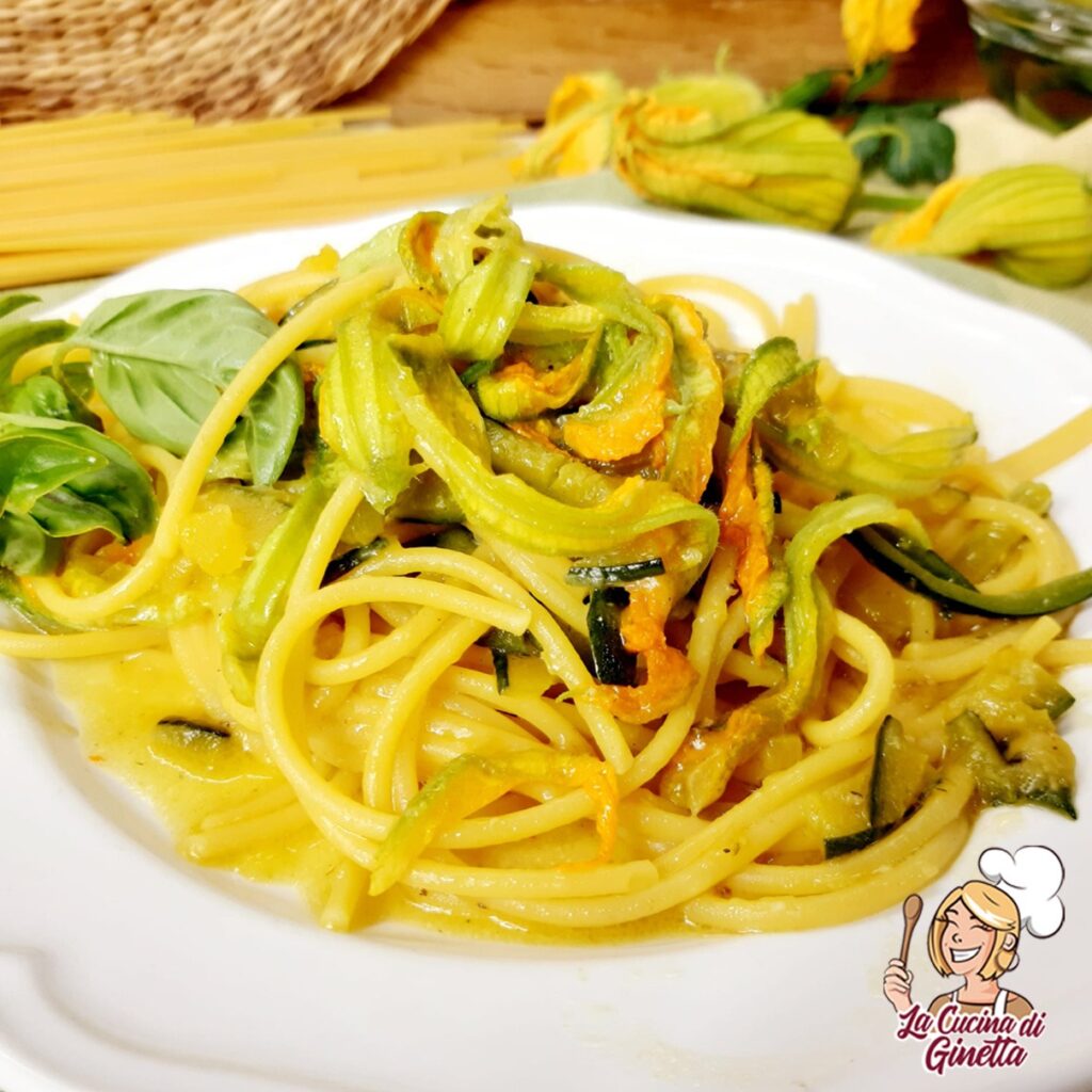 spaghettoni con zucchine alici e fiori di zucca