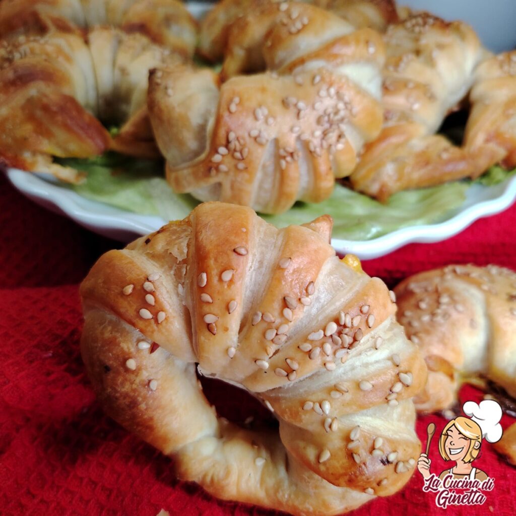 cornetti di pasta sfoglia salati