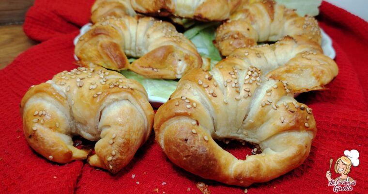 CORNETTI DI PASTA SFOGLIA SALATI