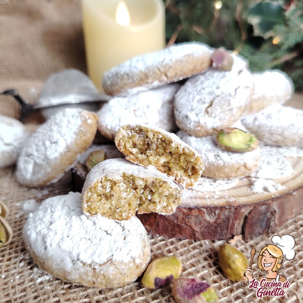 ricciarelli al pistacchio